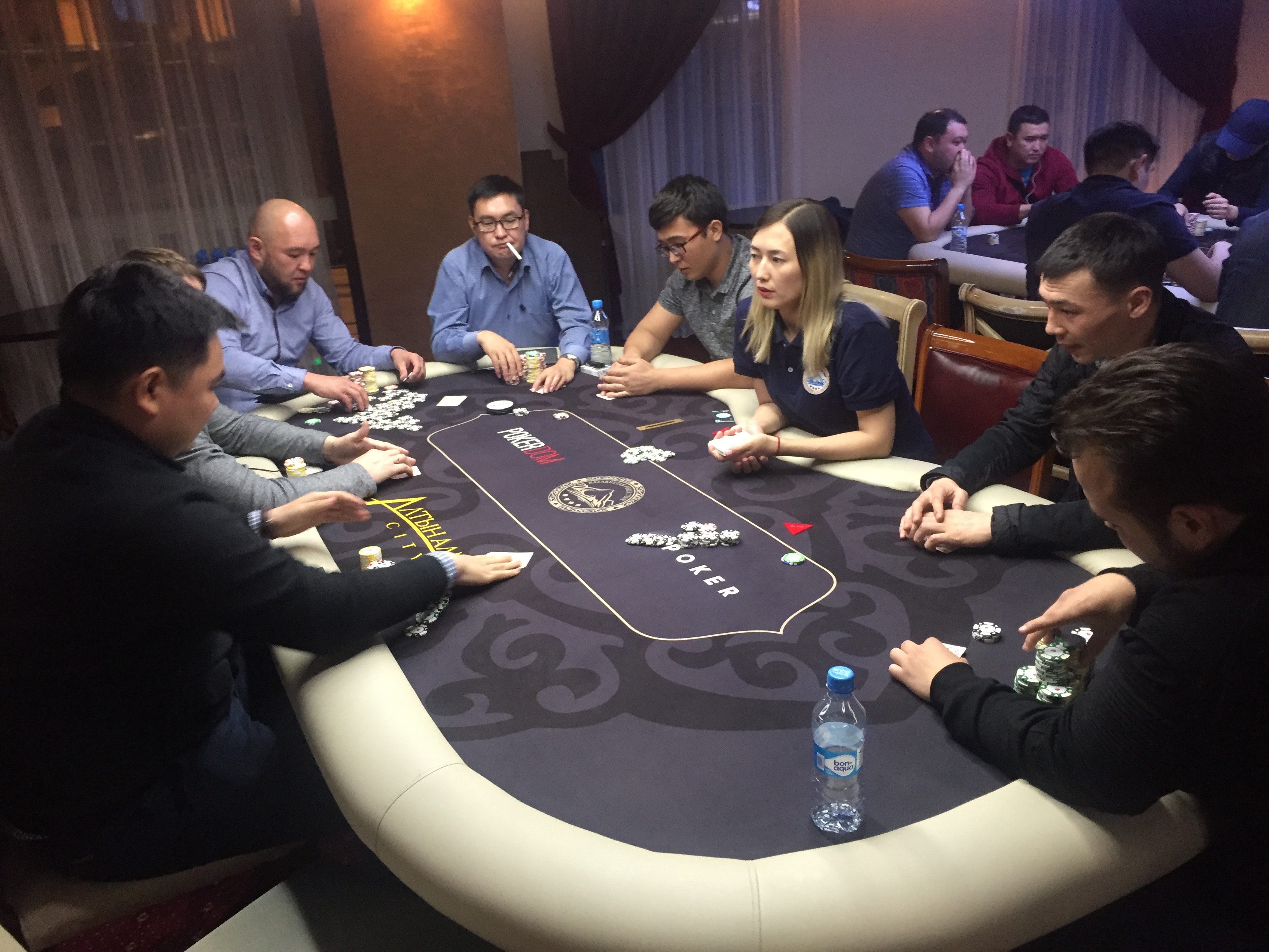 Букмекерские конторы в казахстане покер играть в шарарам с картами