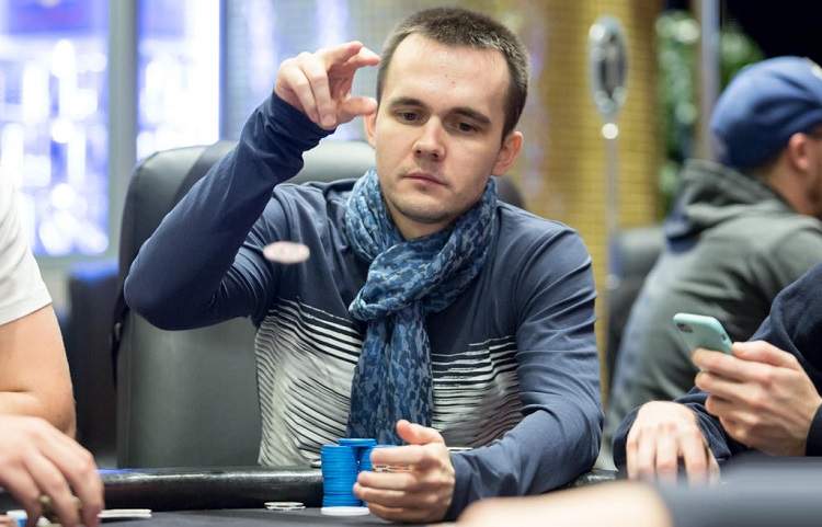 Никита Бодяковский о своем знакомстве с покером.jpeg